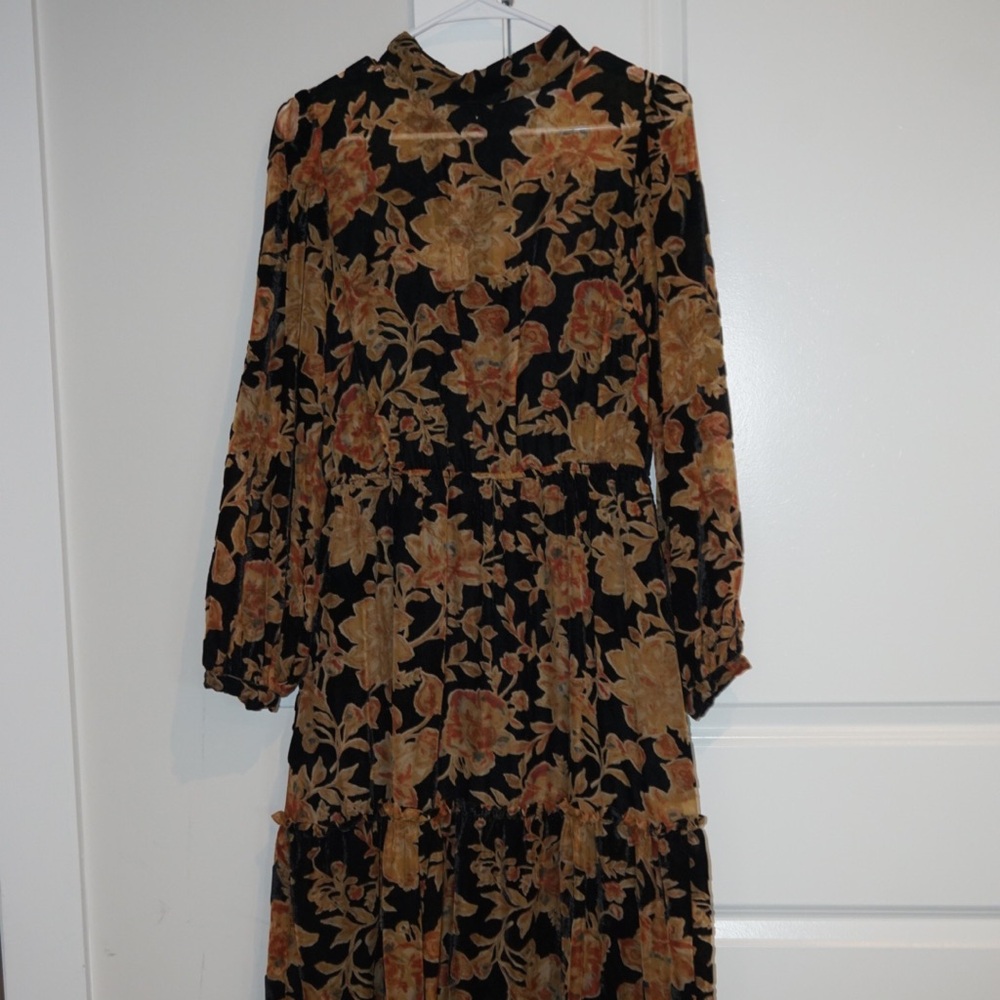 Lost + Wander Maxi Dress Cabin Hideaway